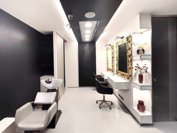 Дава се под наем  в София, Редута -  кв.м за 870 € - Снимка #1