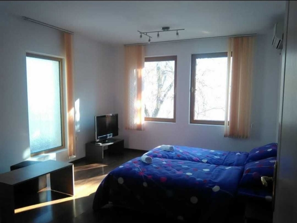 Дава се под наем Едностаен апартамент в Пловдив, Каменица 1 - 40 кв.м за 331.5 € - Снимка #1