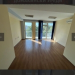 Дава се под наем Офис в с. Овощник, Област Стара Загора - 35 кв.м за 153 € - Снимка #1