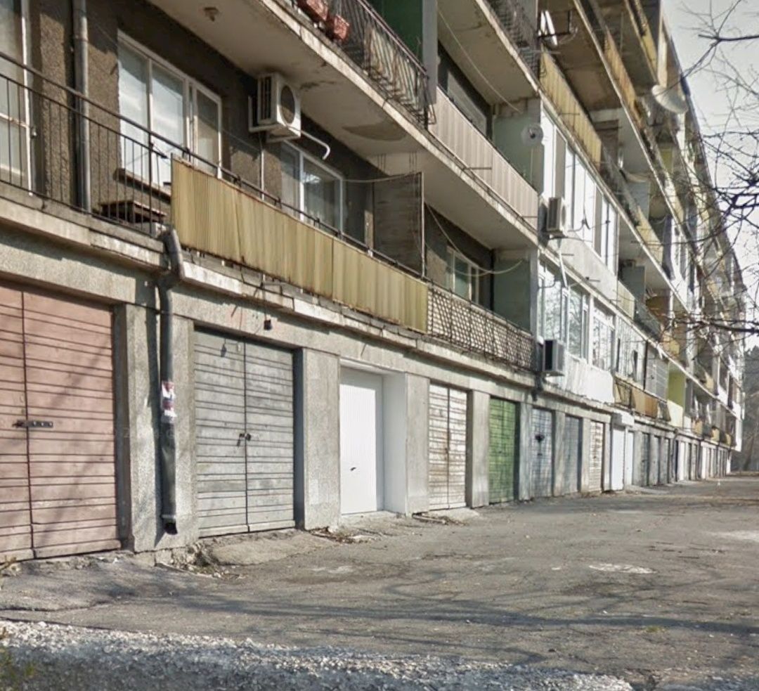 Дава се под наем Гараж / Паркомясто в Варна, Чайка - 20 кв.м за 178.5 € - Снимка #1