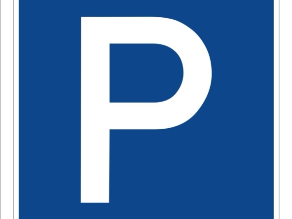 Дава се под наем Гараж / Паркомясто в София, Център - 15 кв.м за 61.2 € - Снимка #1