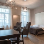 Дава се под наем Едностаен апартамент в Пловдив, Център - 39 кв.м за 163.2 € - Снимка #1