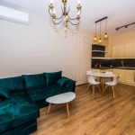Дава се под наем Двустаен апартамент в Бургас, Лазур - 75 кв.м за 867.51 € - Снимка #1