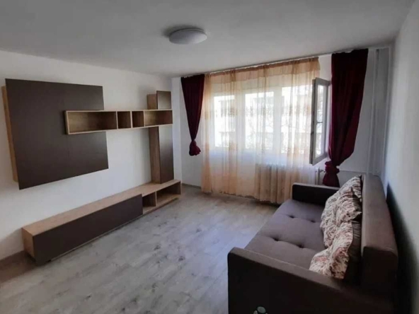 Дава се под наем Едностаен апартамент в Пловдив, Кършияка - 26 кв.м за 112.2 € - Снимка #1