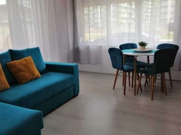 Дава се под наем Двустаен апартамент в Пловдив, Южен - 59 кв.м за 204 € - Снимка #1