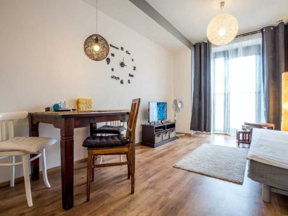 Дава се под наем Двустаен апартамент в Пловдив, Съдийски - 57 кв.м за 346.8 € - Снимка #1