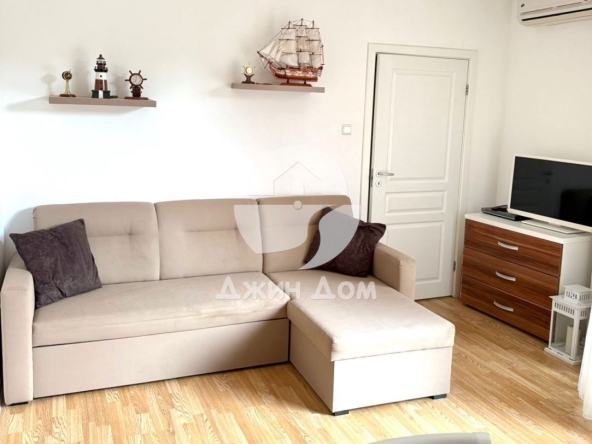 Двустаен апартамент в к.к. Слънчев бряг - 56 кв.м за 797 €/кв.м - Снимка #1