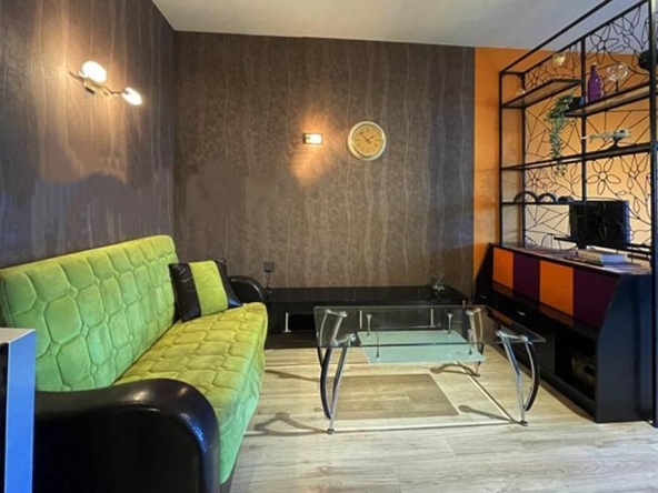 Дава се под наем Двустаен апартамент в София, Дианабад - 70 кв.м за 525 € - Снимка #1