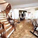 Дава се под наем Къща в Варна, м-т Св. Никола - 200 кв.м за 1300 € - Снимка #1