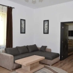 Дава се под наем Двустаен апартамент в Пловдив, Център - 73 кв.м за 306 € - Снимка #1