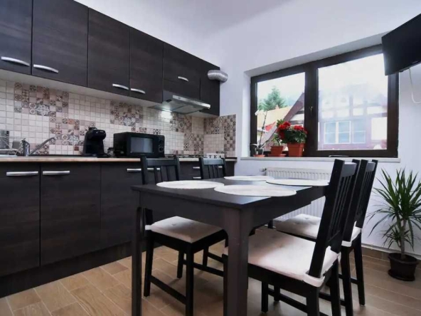 Дава се под наем Двустаен апартамент в Пловдив, Западен - 61 кв.м за 229.5 € - Снимка #1