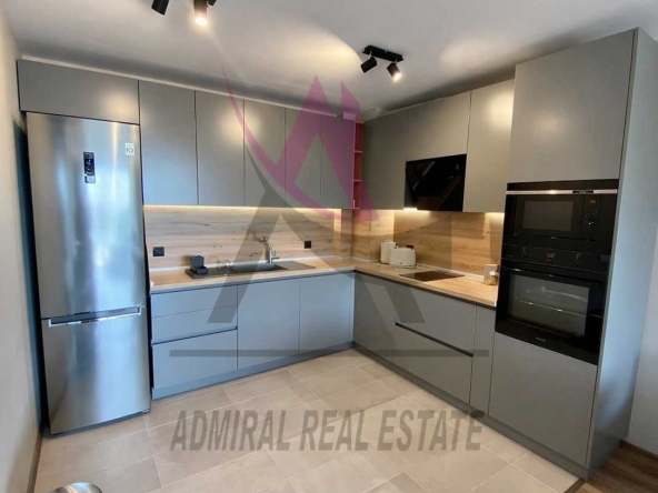 Тристаен апартамент в Варна, Бриз - 116 кв.м за 1715 €/кв.м - Снимка #1