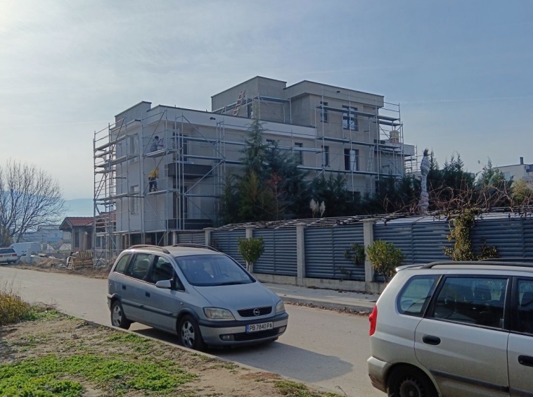 Тристаен апартамент в Пловдив, Беломорски - 99 кв.м за 884 €/кв.м - Снимка #1