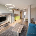 Дава се под наем Двустаен апартамент в Варна, Цветен квартал - 45 кв.м за 488.58 € - Снимка #1