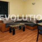 Дава се под наем Двустаен апартамент в Варна, Изгрев - 55 кв.м за 380 € - Снимка #1