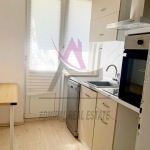 Дава се под наем Двустаен апартамент в Варна, Лятно кино Тракия - 90 кв.м за 690 € - Снимка #1