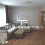 Дава се под наем Двустаен апартамент в Варна, Център - 85 кв.м за 850 € - Снимка #1