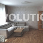 Дава се под наем Двустаен апартамент в Варна, Център - 85 кв.м за 1000 € - Снимка #1