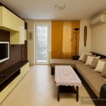 Дава се под наем Тристаен апартамент в Варна, Зимно кино Тракия - 70 кв.м за 498.27 € - Снимка #1