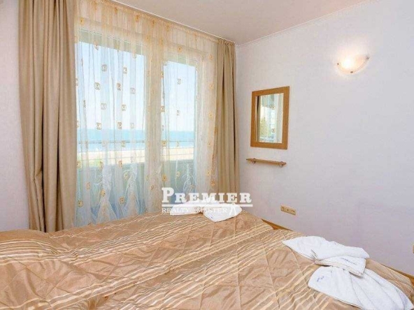 Двустаен апартамент в Несебър - 68 кв.м за 1883 €/кв.м - Снимка #1