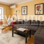 Дава се под наем Тристаен апартамент в Варна, Център - 60 кв.м за 511 € - Снимка #1