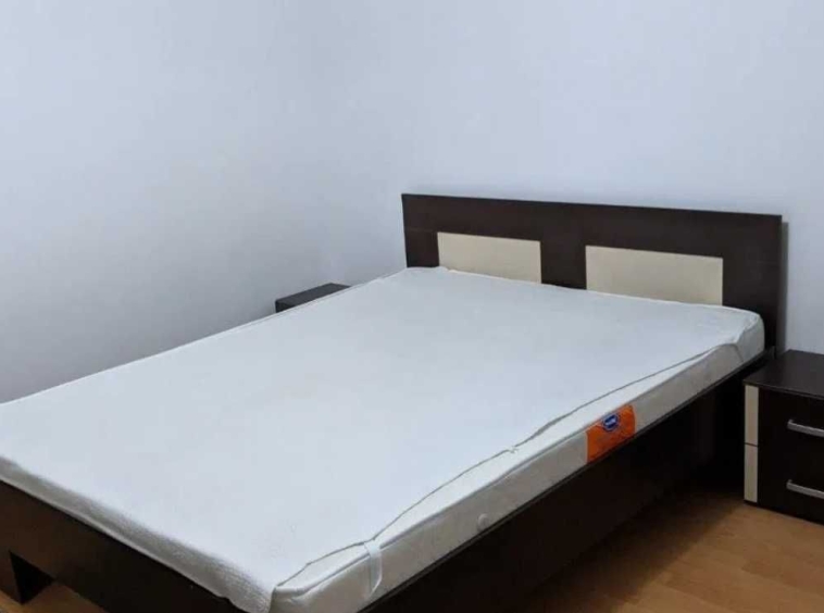 Дава се под наем Едностаен апартамент в Пловдив, Изгрев - 37 кв.м за 173.4 € - Снимка #1