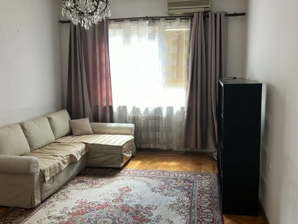Дава се под наем Двустаен апартамент в София, Център - 83 кв.м за 820 € - Снимка #1