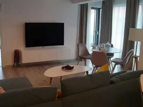 Дава се под наем Двустаен апартамент в Бургас, Ветрен - 55 кв.м за 219.3 € - Снимка #1