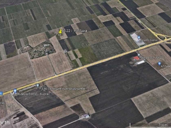 Земеделски имот в Бургас, Пристанище Бургас -  кв.м за 7140 €/дка - Снимка #1