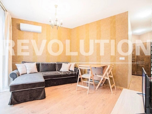 Дава се под наем Двустаен апартамент в Варна, Гръцка махала - 56 кв.м за 498.27 € - Снимка #1