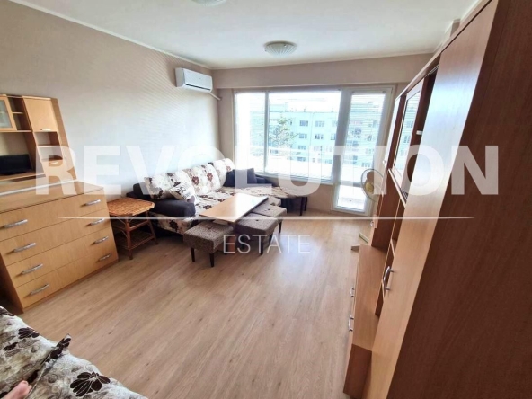 Дава се под наем Едностаен апартамент в Варна, Левски - 40 кв.м за 375 € - Снимка #1