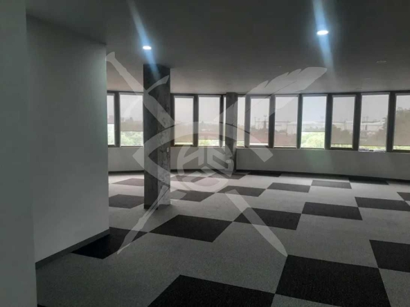 Офис в Пловдив, Кършияка - 124 кв.м за 1194 €/кв.м - Снимка #1