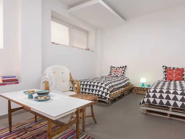 Дава се под наем Едностаен апартамент в Пловдив, Беломорски - 40 кв.м за 204 € - Снимка #1