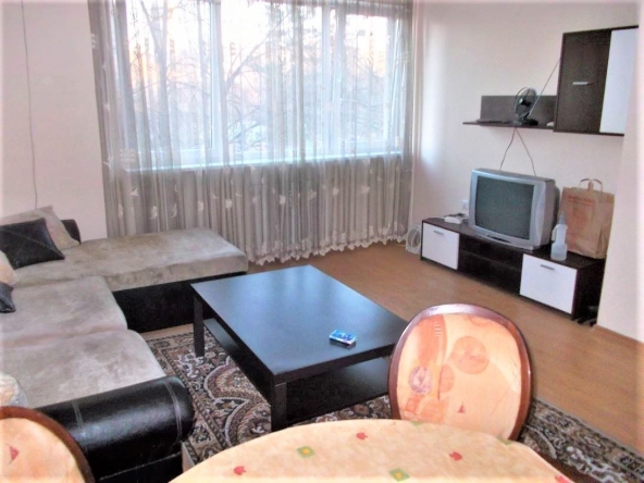 Дава се под наем Двустаен апартамент в София, Център - 58 кв.м за 440 € - Снимка #1