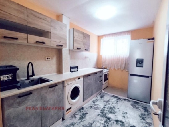 Тристаен апартамент в Русе, Център - 70 кв.м за 1599 €/кв.м - Снимка #1