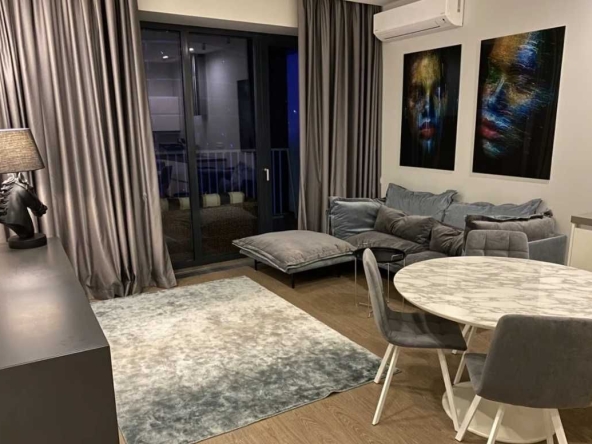 Дава се под наем Тристаен апартамент в Пловдив, Южен - 90 кв.м за 290.7 € - Снимка #1