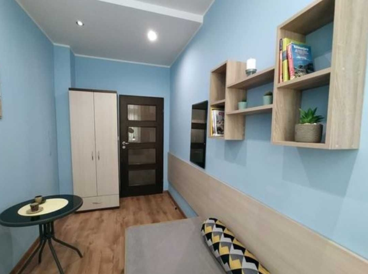 Дава се под наем Едностаен апартамент в Пловдив, Център - 45 кв.м за 153 € - Снимка #1