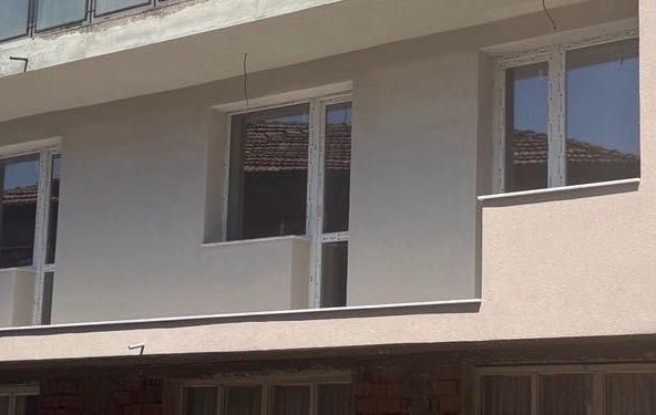 Етаж от къща в Сандански - 120 кв.м за 638 €/кв.м - Снимка #1