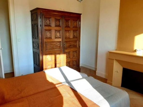 Дава се под наем Тристаен апартамент в Пловдив, Кършияка - 79 кв.м за 357 € - Снимка #1