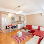 Дава се под наем Двустаен апартамент в Пловдив, Гагарин - 62 кв.м за 255 € - Снимка #1