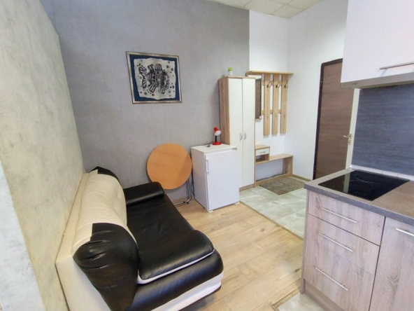 Дава се под наем Едностаен апартамент в София, Витоша - 30 кв.м за 450 € - Снимка #1