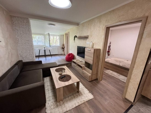 Дава се под наем Тристаен апартамент в София, Банишора - 50 кв.м за 750 € - Снимка #1