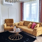 Дава се под наем Тристаен апартамент в Пловдив, Център - 110 кв.м за 1200 € - Снимка #1