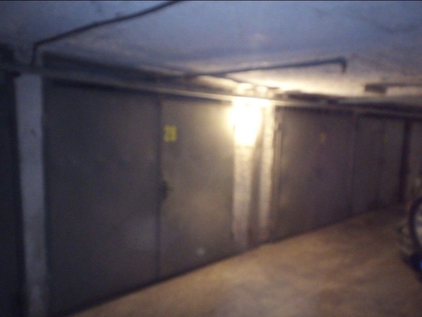 Дава се под наем Гараж / Паркомясто в Пловдив, Каменица 1 - 17 кв.м за 79.56 € - Снимка #1