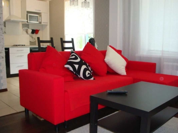 Дава се под наем Двустаен апартамент в Пловдив, Западен - 65 кв.м за 306 € - Снимка #1