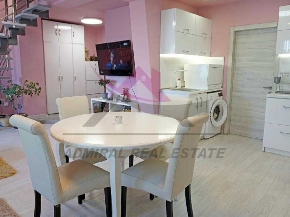 Дава се под наем Мезонет в Варна, Център - 150 кв.м за 250 € - Снимка #1