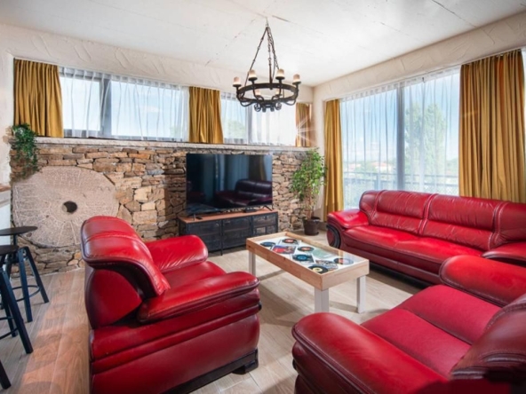 Дава се под наем Мезонет в София, Горубляне - 125 кв.м за 1700 € - Снимка #1