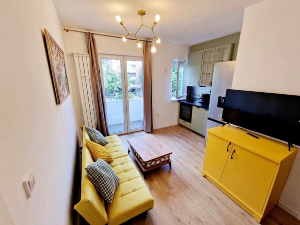 Дава се под наем Двустаен апартамент в София, Оборище - 43 кв.м за 475 € - Снимка #1