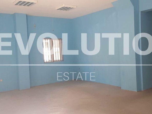 Дава се под наем Магазин в Варна, Възраждане 1 - 120 кв.м за 750 € - Снимка #1
