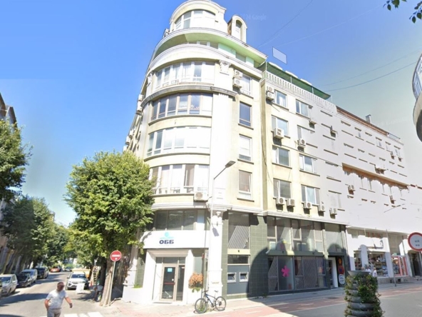 Дава се под наем Офис в Варна, Гръцка махала - 117 кв.м за 660 € - Снимка #1